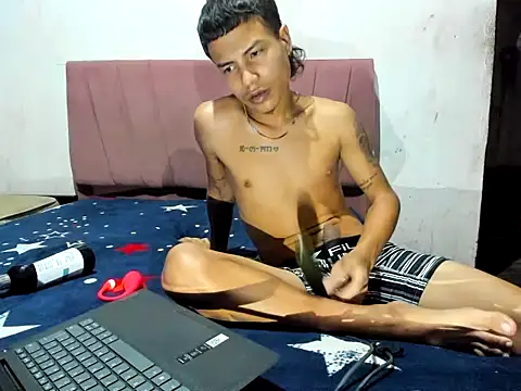 Junior bebe online show from 04.16.26