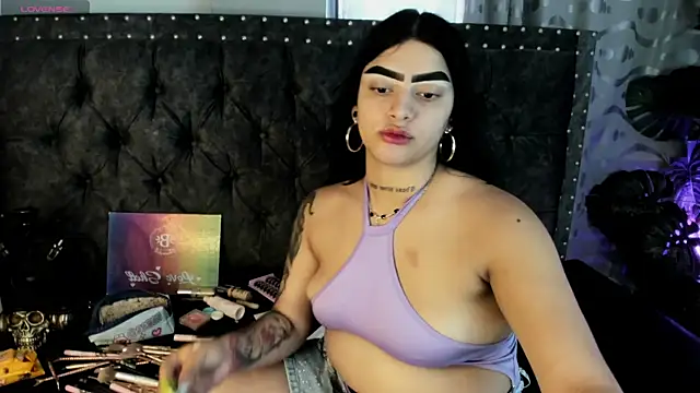 Amira Leylaa online show from 04.14.26