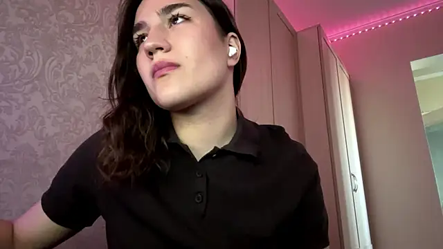 Mary Nitherson online show from 04.16.26