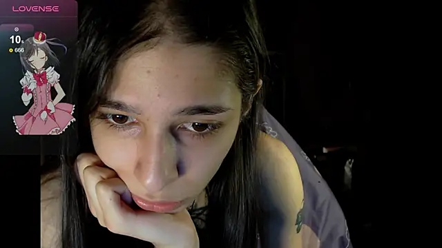 Kelly Xenny online show from 04.18.26