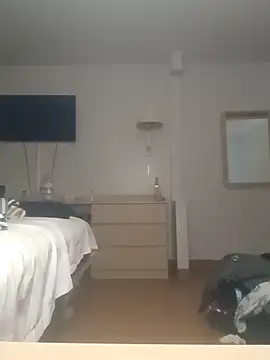 Azelia 33 online show from 04.21.26