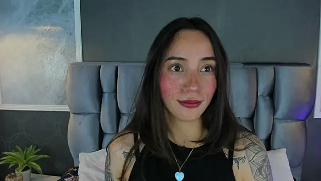 Cata Jonees online show from 04.14.26