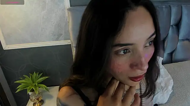 Cata Jonees online show from 04.15.26