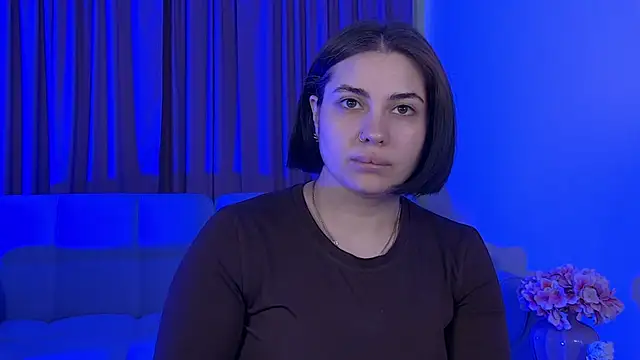Snapshot of AdrianaToress chatting on 05.14.26 AdrianaToress online show from 05.14.26