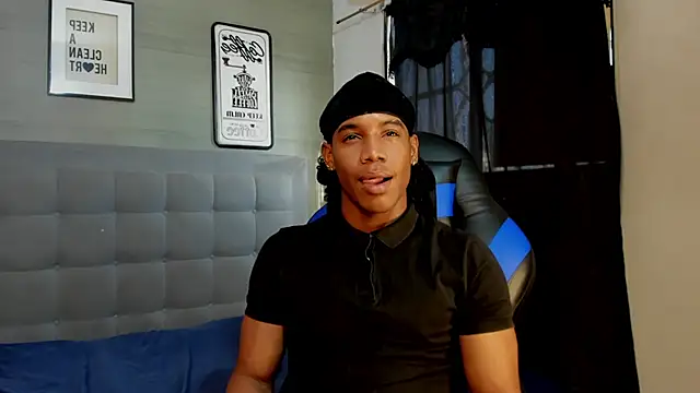 axel silva4 online show from 04.15.26