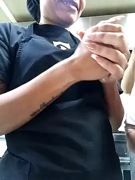 Zeyra hot online show from 04.11.26