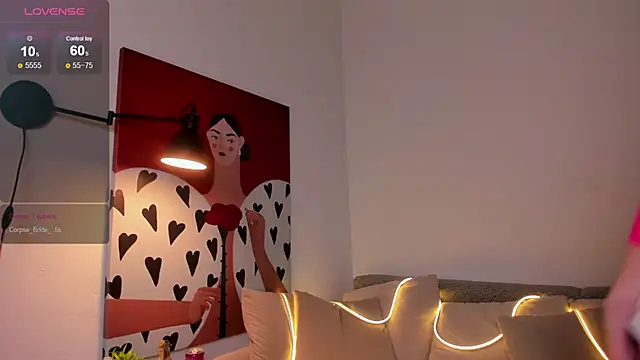 Alice Mart online show from 04.15.26