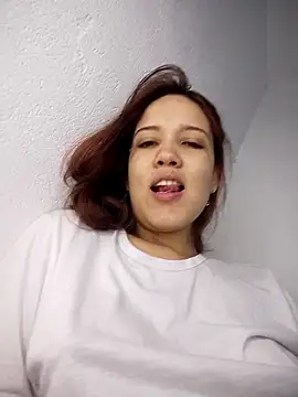 AdrianaFrank online show from 04.23.26