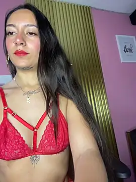 DulceLatinaxo online show from 04.13.26