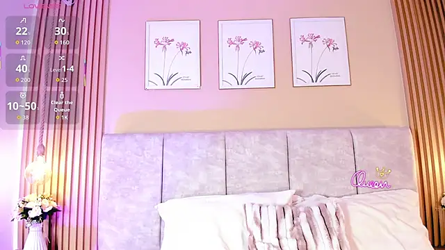 Snapshot of cherlyn_1 chatting on 04.09.26 cherlyn 1 online show from 04.09.26