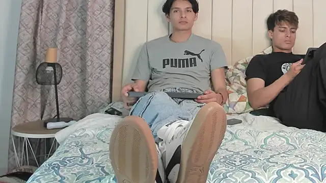 thomas and thiago online show from 04.13.26