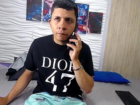 romeojupi online show from 04.17.26