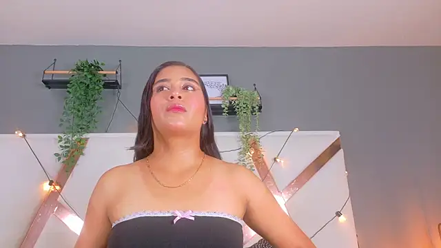 LeslyTaylor  online show from 04.11.26