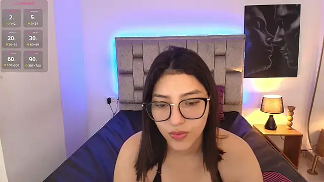 Snapshot of candy_tina chatting on 04.12.26 candy tina online show from 04.12.26