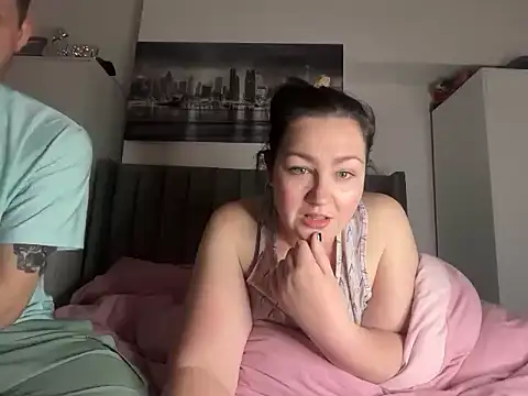 JASABELLEJULIAN online show from 04.12.26