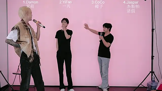 XL-CandyShop online show from 04.11.26