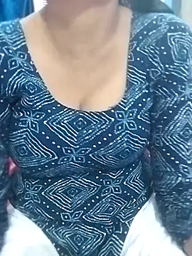 Lovely-baby2 online show from 04.16.26