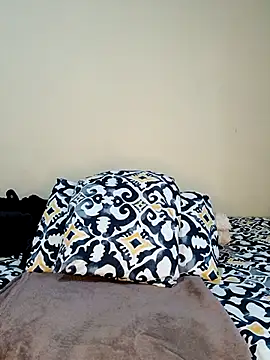 Snapshot of EbonySexySlimxxx chatting on 06.16.26 EbonySexySlimxxx online show from 06.16.26