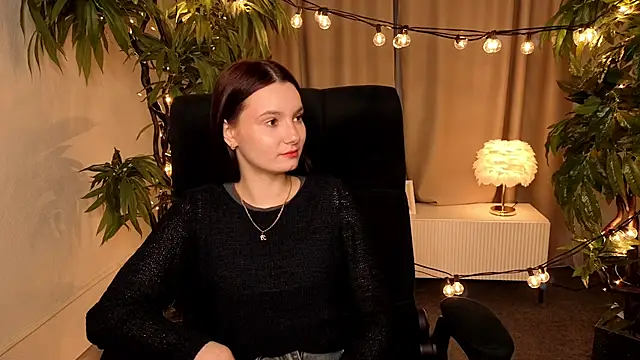 MarieFuller online show from 04.09.26