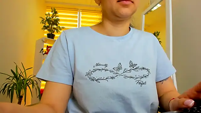 Tianniaa online show from 04.18.26