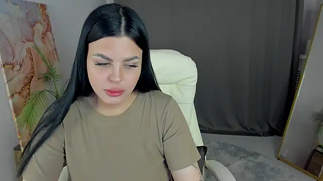 Oliviabagheera online show from 04.16.26