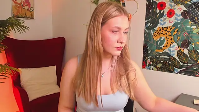 Emilicious online show from 04.14.26