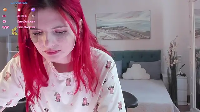 kittylunaa online show from 04.14.26