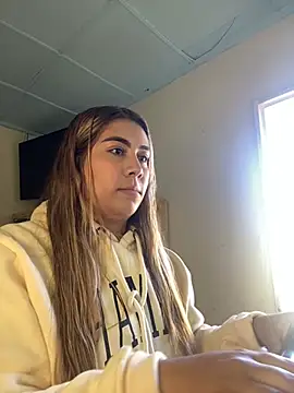  BellaSmith  online show from 07.06.26