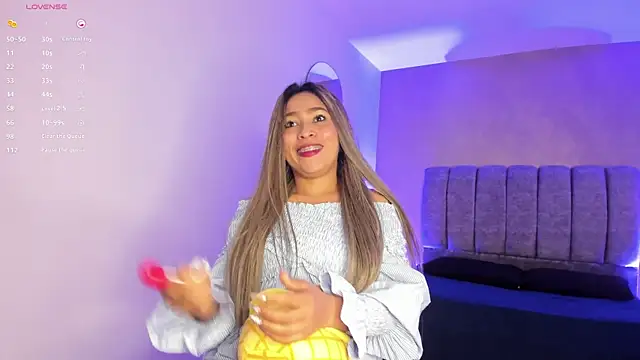 Lucero gomez online show from 04.14.26