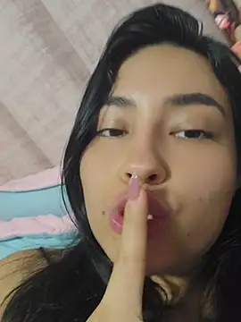 VioletRousee online show from 07.03.26