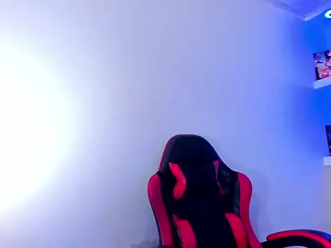 Noah carter16 online show from 04.13.26