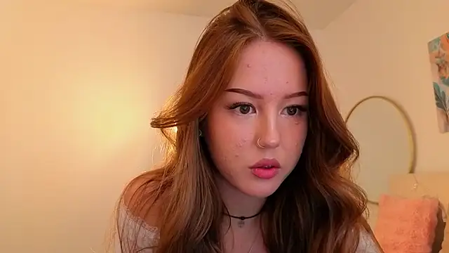 silver girl online show from 04.15.26