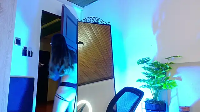 Snapshot of Gabbie_Danger chatting on 04.16.26 Gabbie Danger online show from 04.16.26