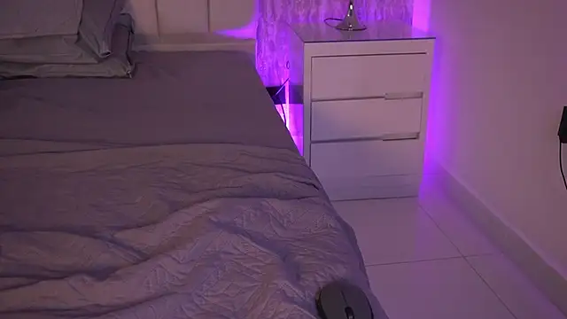 anne bb online show from 04.15.26