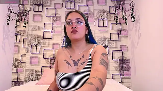 Samanthaa Evanss online show from 04.14.26