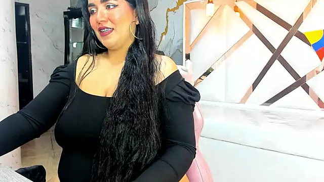 Snapshot of Sasha_tf chatting on 07.04.26 Sasha tf online show from 07.04.26