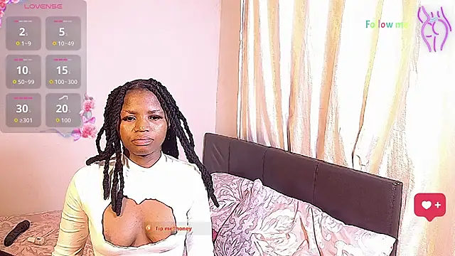 CocoaBelle online show from 04.11.26