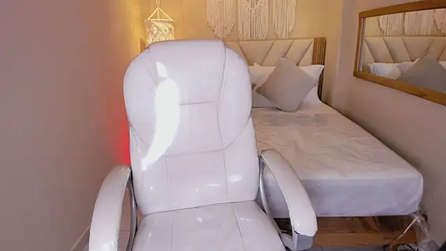 DulceAnngel online show from 04.09.26