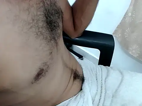 Snapshot of mijoprietosex chatting on 04.11.26 mijoprietosex online show from 04.11.26