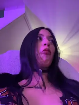 Kattze  online show from 04.15.26