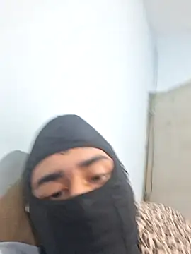 Snapshot of Frankito56 chatting on 04.16.26 Frankito56 online show from 04.16.26