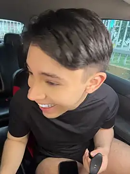 Noah-ledom online show from 04.14.26