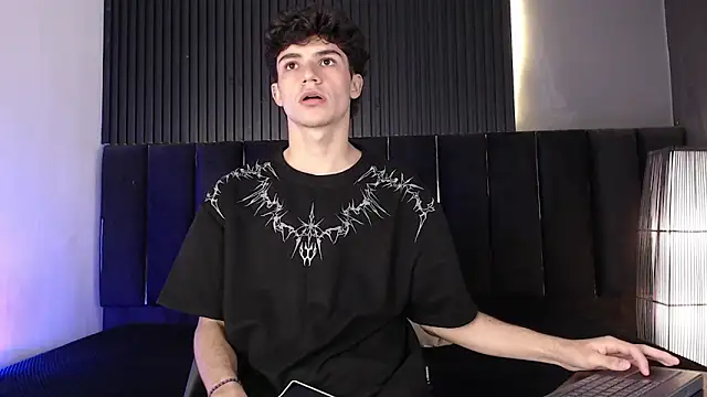 Logan Steel online show from 04.17.26