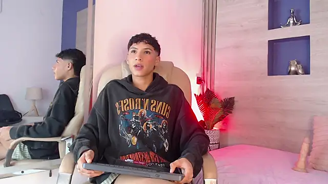 Velvet An online show from 04.28.26