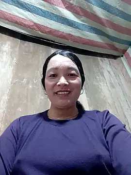 Snapshot of vanlucky2 chatting on 04.21.26 vanlucky2 online show from 04.21.26
