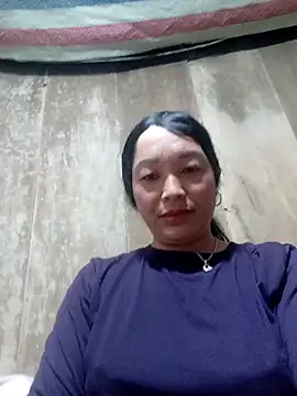 Snapshot of vanlucky2 chatting on 04.24.26 vanlucky2 online show from 04.24.26