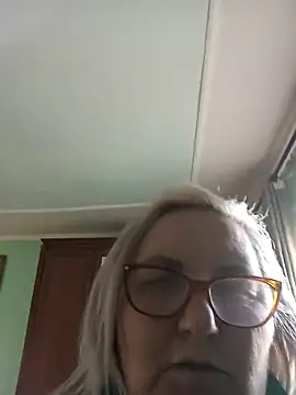 AureliaSky598 online show from 04.29.26