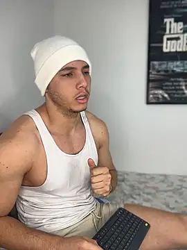 Max valiant online show from 04.17.26