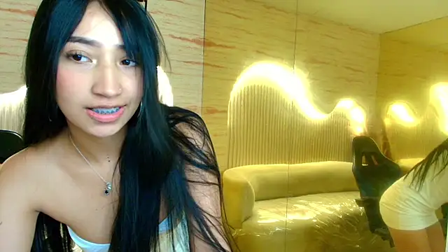 Snapshot of sol__r chatting on 07.14.26 sol r online show from 07.14.26