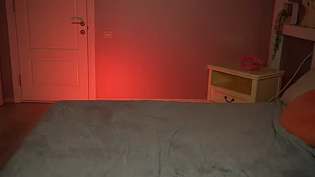 LilElfies online show from 04.09.26